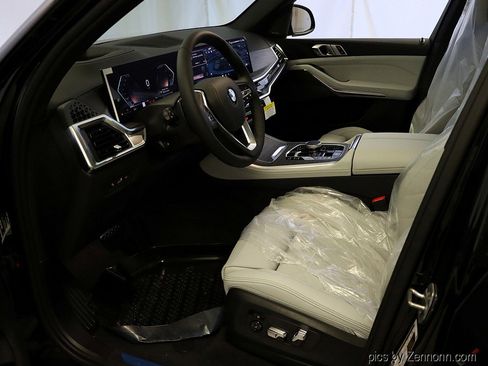 New 2026 BMW X5 xDrive40i w/ Climate Comfort Package AWD/4WD image 11