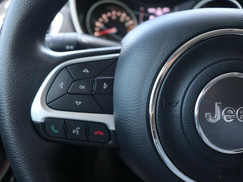 Used 2019 Jeep Compass Sport image 35