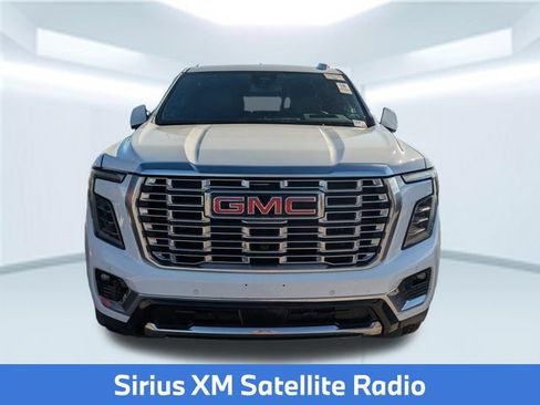 Used 2025 GMC Yukon XL Denali AWD/4WD image 6