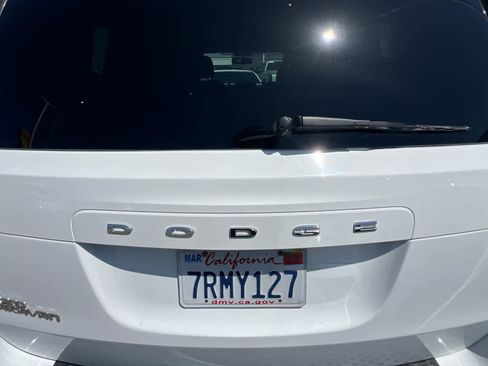 Used 2016 Dodge Grand Caravan SE image 19