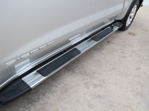 Used 2021 GMC Sierra 1500 SLT image 15