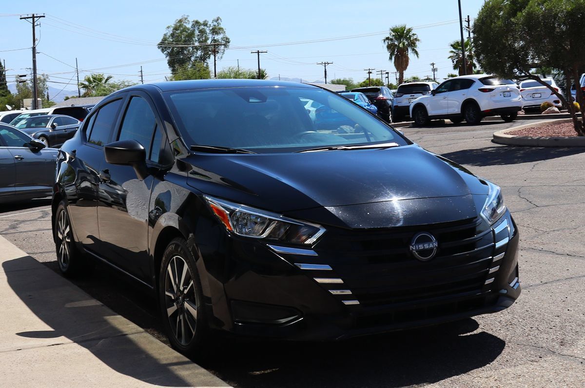 Used 2024 Nissan Versa S w/ S Plus Package FWD image 13