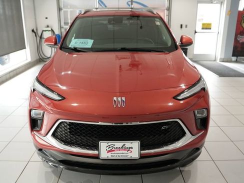Used 2024 Buick Encore GX Sport Touring AWD/4WD image 6