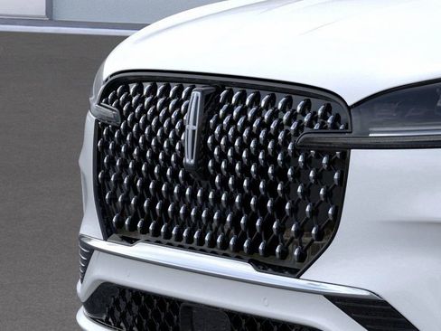 New 2026 Lincoln Aviator Black Label w/ Dynamic Handling Package image 17