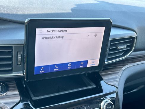 Used 2023 Ford Explorer Limited w/ Equipment Group 301A image 38