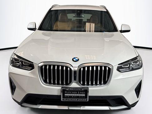 Used 2024 BMW X3 xDrive30i w/ Convenience Package image 2