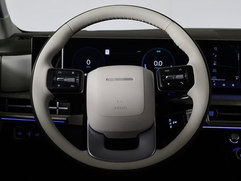 Certified 2025 Hyundai Santa Fe Calligraphy image 40