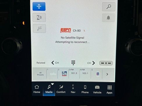 Used 2024 RAM 2500 Limited image 28