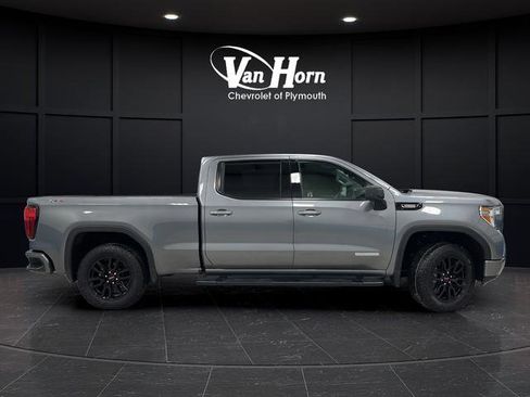 Used 2022 GMC Sierra 1500 Elevation image 2