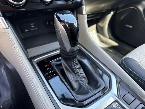 Used 2019 Subaru Forester Limited AWD/4WD image 36
