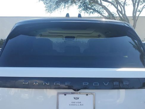 Used 2023 Land Rover Range Rover SE image 13