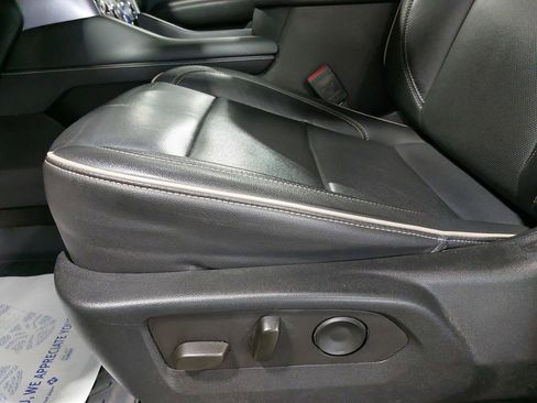 Used 2021 GMC Yukon SLT w/ SLT Luxury Package AWD/4WD image 30