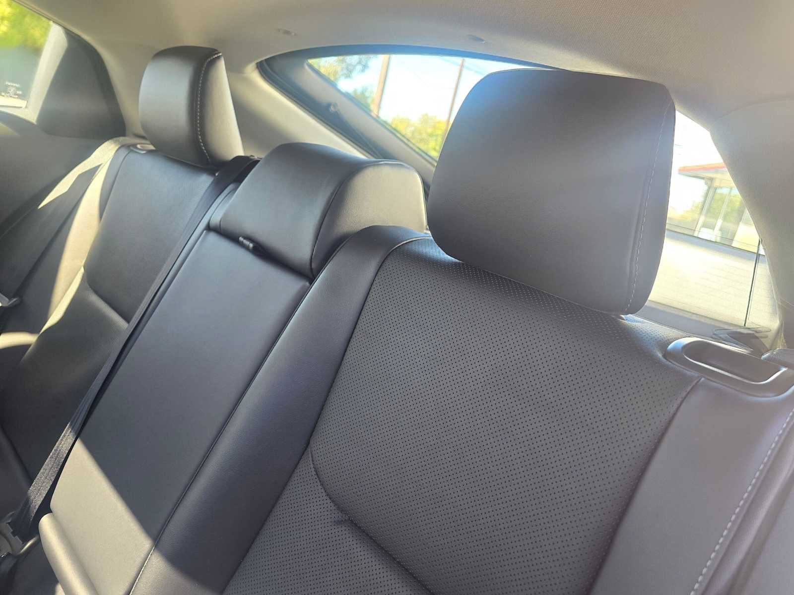 New 2027 Toyota Prius Limited AWD/4WD image 18