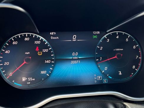 Used 2021 Mercedes-Benz C 300 4MATIC Sedan w/ Premium Package image 37