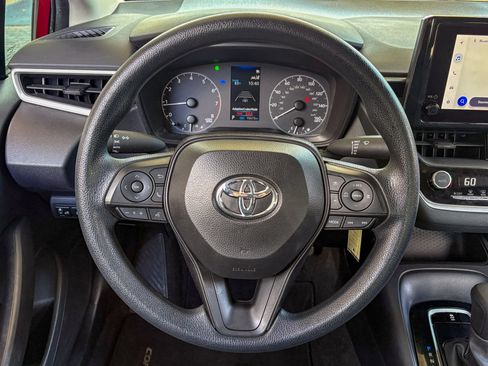 Used 2024 Toyota Corolla LE FWD image 29