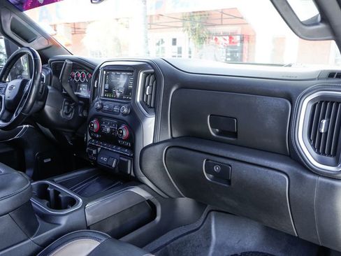 Used 2021 Chevrolet Silverado 2500 LTZ w/ Carhartt Edition image 40