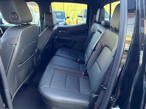 New 2026 GMC Canyon Elevation w/ Convenience Package image 17