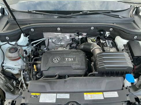 Used 2021 Volkswagen Atlas Cross Sport SE image 24