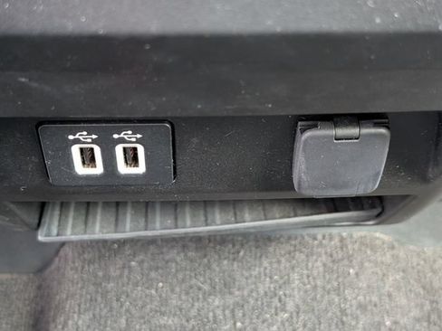 Used 2019 Ford F150 XLT AWD/4WD image 17