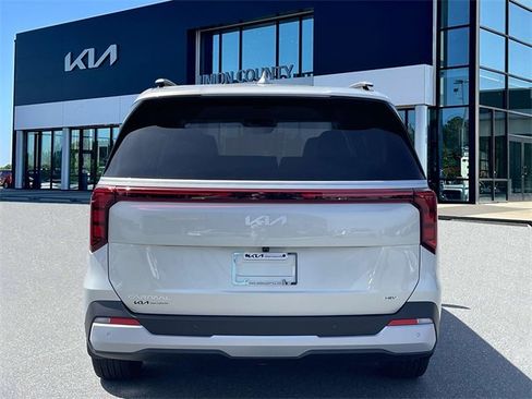 New 2026 Kia Carnival EX image 10