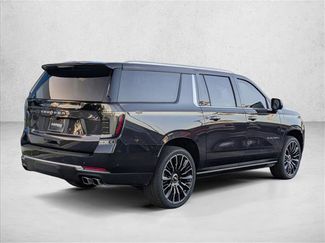 New 2026 Chevrolet Suburban High Country AWD/4WD video 2