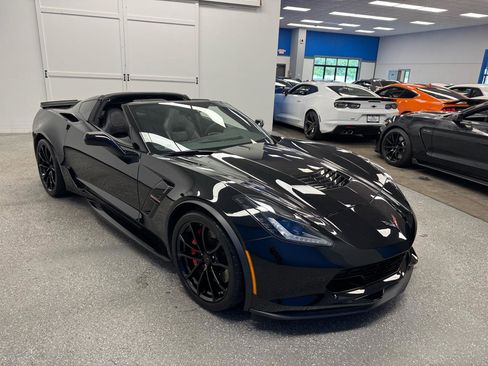 Used 2019 Chevrolet Corvette Grand Sport w/ Carbon Flash Badge Package RWD image 3