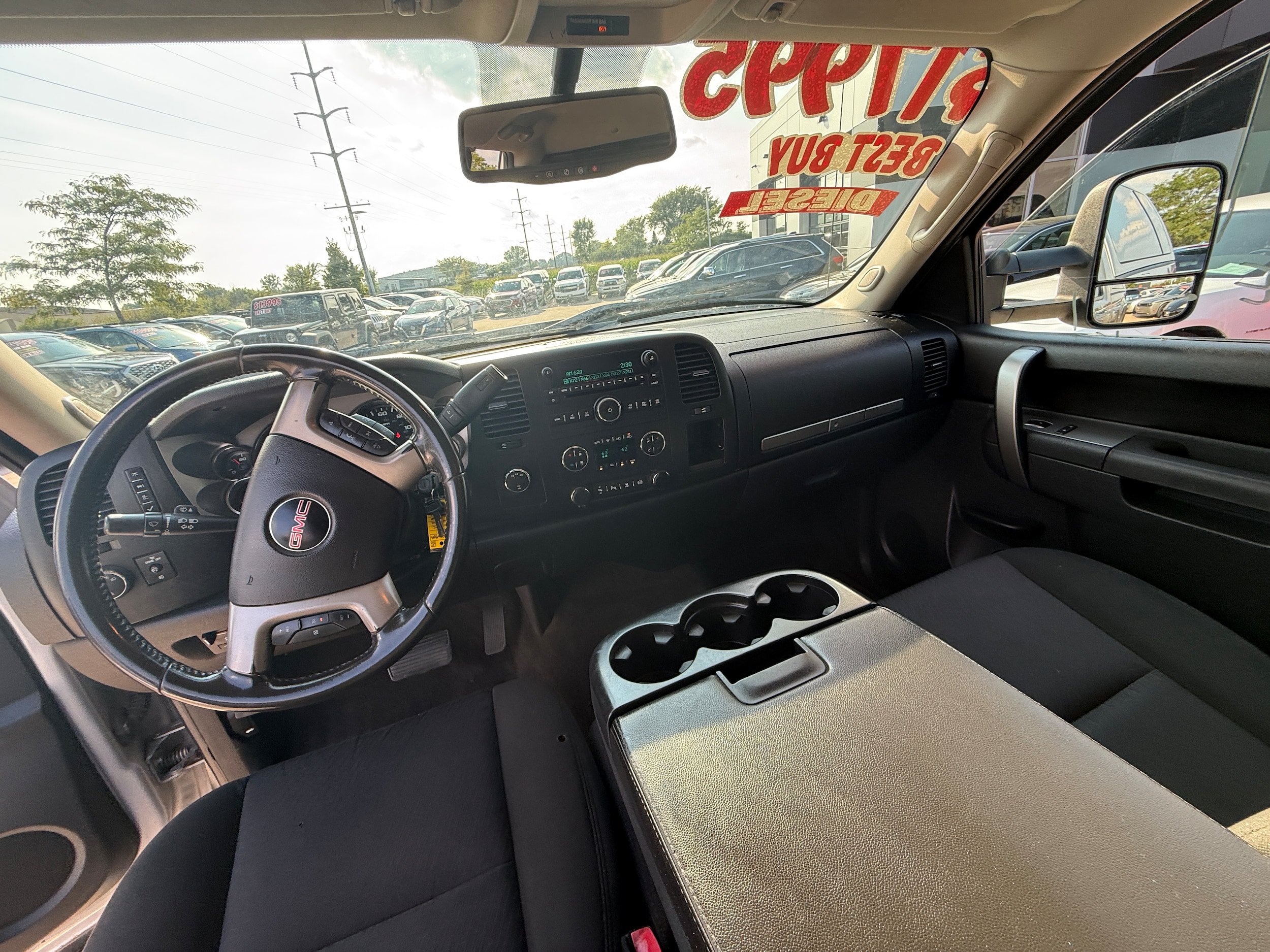 Used 2011 GMC Sierra 2500 SLE w/ SLE Preferred Package AWD/4WD image 5