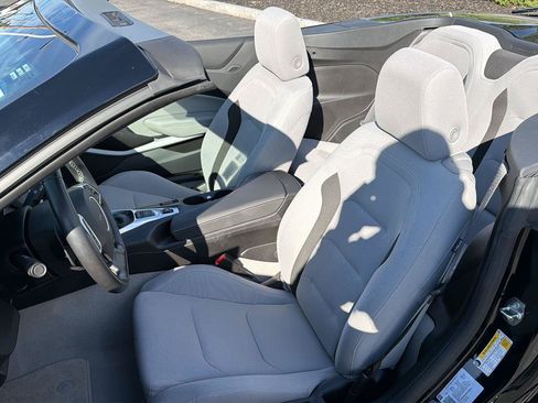 Used 2023 Chevrolet Camaro LT RWD image 17