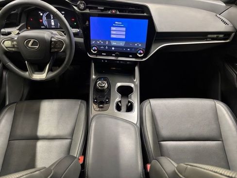 Used 2024 Lexus RZ 450e Premium w/ Technology Package image 13