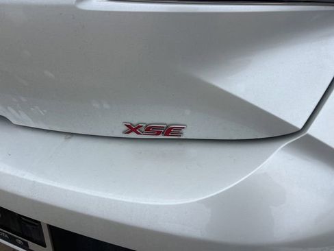 Used 2022 Toyota Corolla XSE image 4