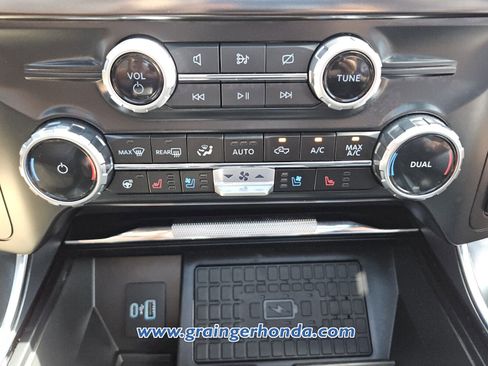 Used 2024 Ford F150 Raptor AWD/4WD image 17