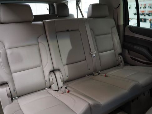 Used 2015 Chevrolet Suburban LT w/ Luxury Package RWD image 35