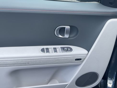 Certified 2024 Hyundai Ioniq 5 Limited AWD/4WD image 18