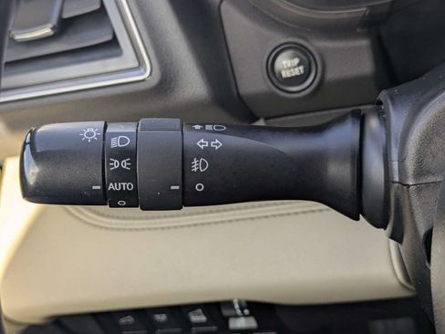 Used 2022 Subaru Ascent Touring w/ Popular Package #2A AWD/4WD image 31