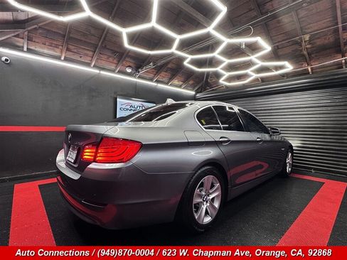 Used 2013 BMW 528i Sedan RWD image 3