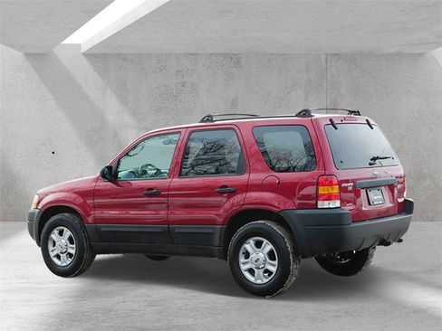 Used 2003 Ford Escape XLT image 4