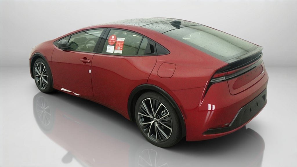 New 2027 Toyota Prius XLE FWD image 5