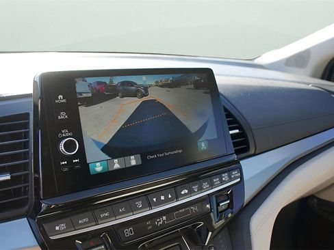 Certified 2025 Honda Odyssey EX-L image 27