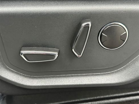 Used 2023 Ford Expedition Max Limited image 24