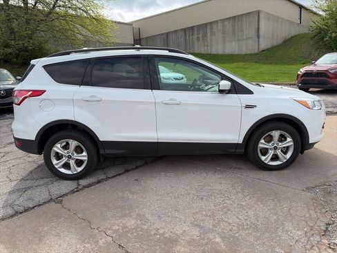 Used 2013 Ford Escape SE image 4