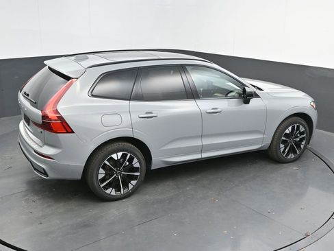 New 2026 Volvo XC60 B5 Plus w/ Protection Package Premier image 37