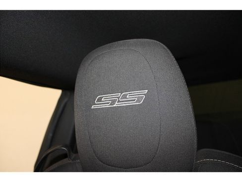 Used 2015 Chevrolet Camaro SS w/ RS Package image 18