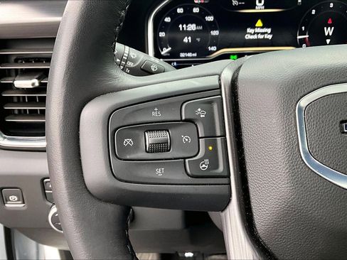 Used 2025 GMC Sierra 2500 Denali Ultimate image 14