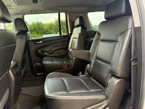 Used 2017 Chevrolet Suburban Premier AWD/4WD image 20