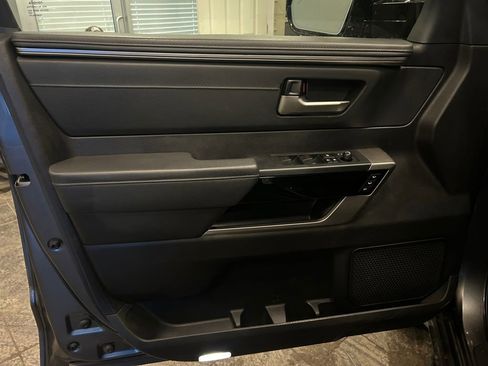 Used 2023 Toyota Tundra Limited image 19