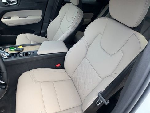 New 2026 Volvo XC60 B5 Core w/ Climate Package AWD/4WD image 18