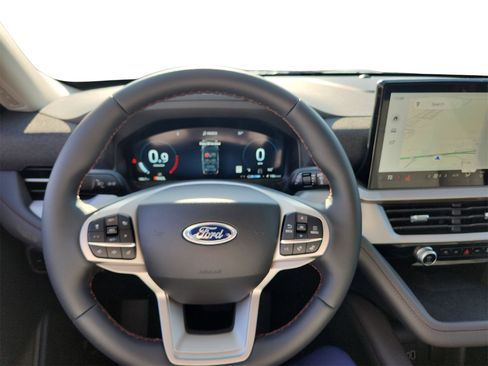 New 2026 Ford Explorer Active image 13