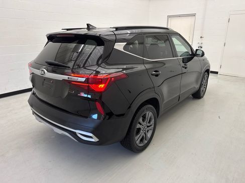 Used 2021 Kia Seltos S FWD image 8