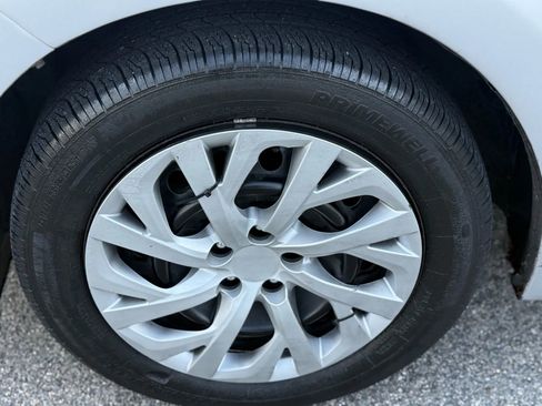 Used 2014 Toyota Corolla LE image 27