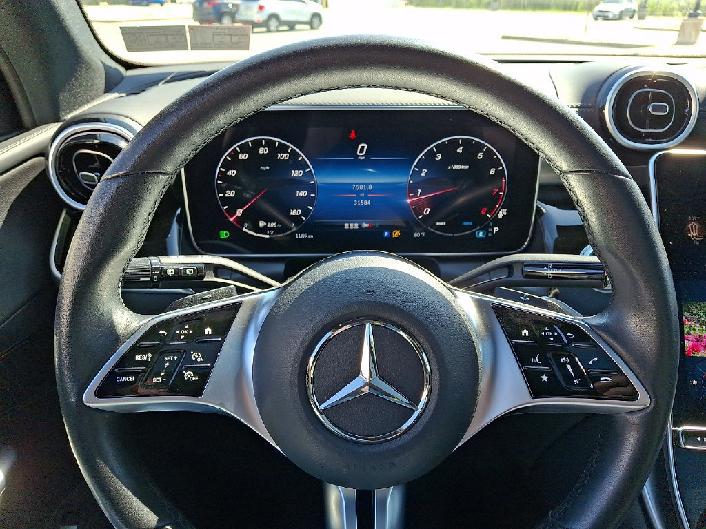 Used 2023 Mercedes-Benz GLC 300 4MATIC image 18